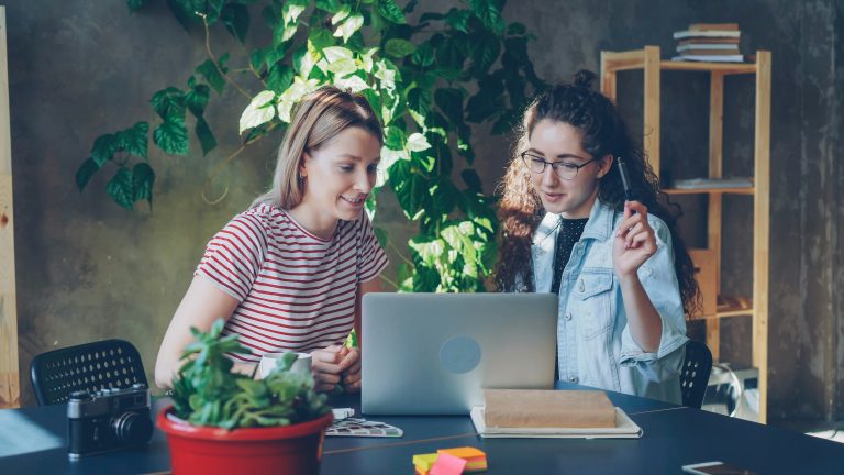 Applicants Per Job: Benchmarks and Optimization Best Practices