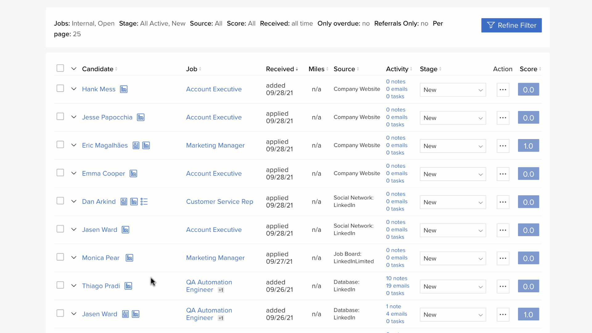 Animated demo of real-time LinkedIn candidate information displayed in JobScore's candidate manager