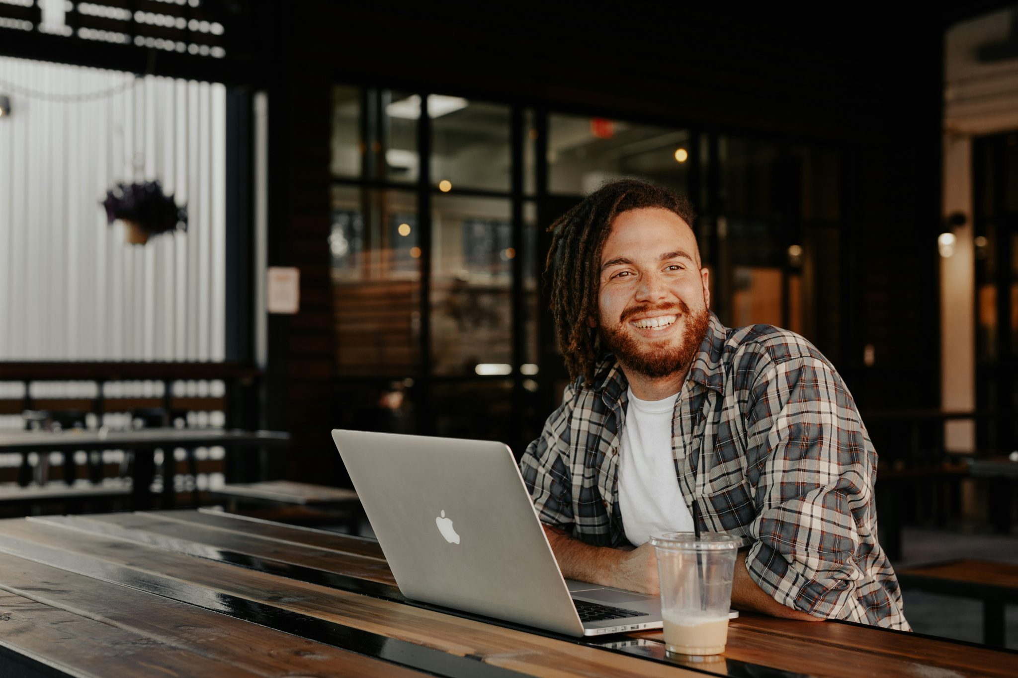Panel Interviews: Advantages, Drawbacks, and Best Practices